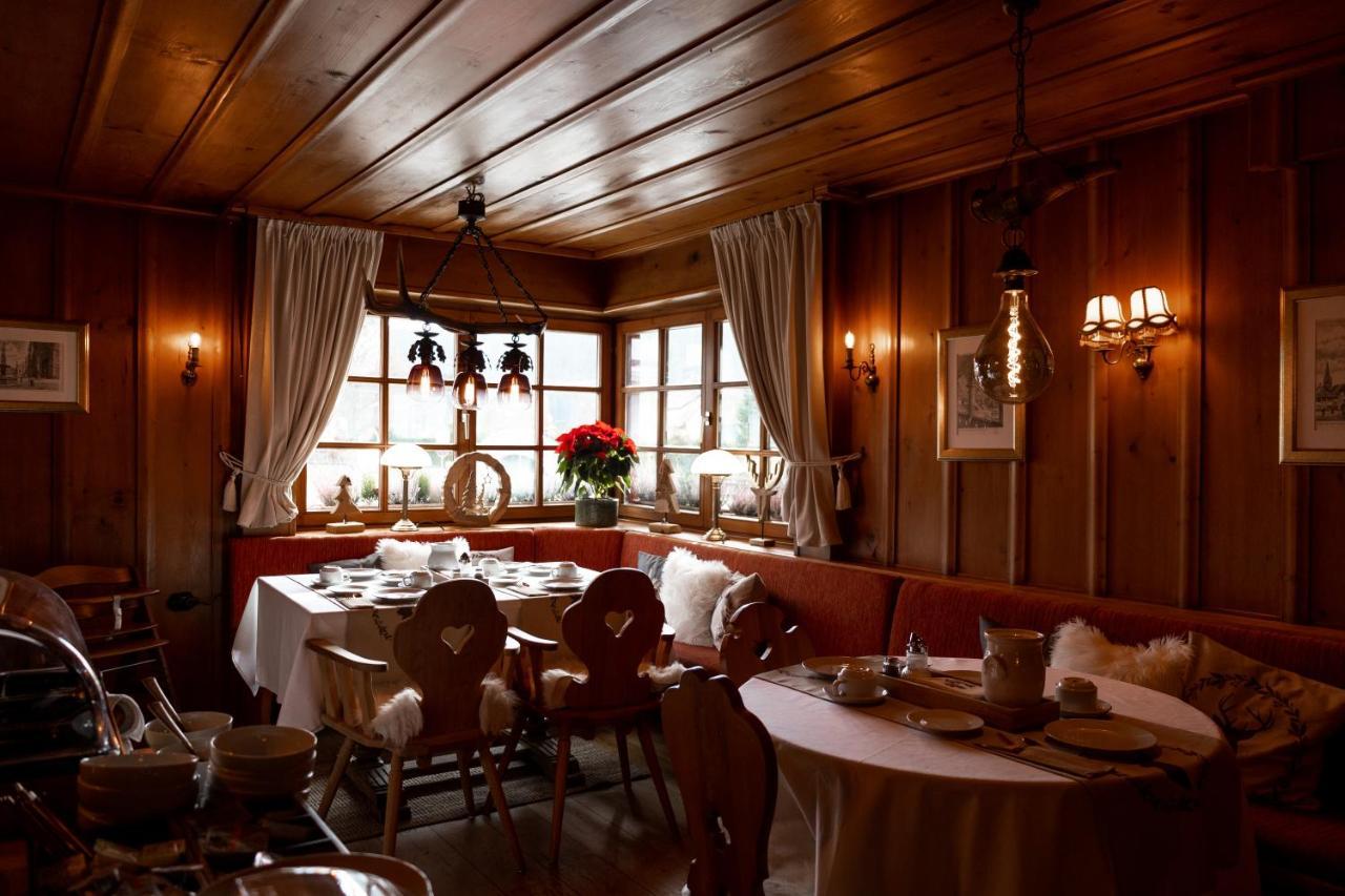 Hotel Zum See, Titisee Bagian luar foto