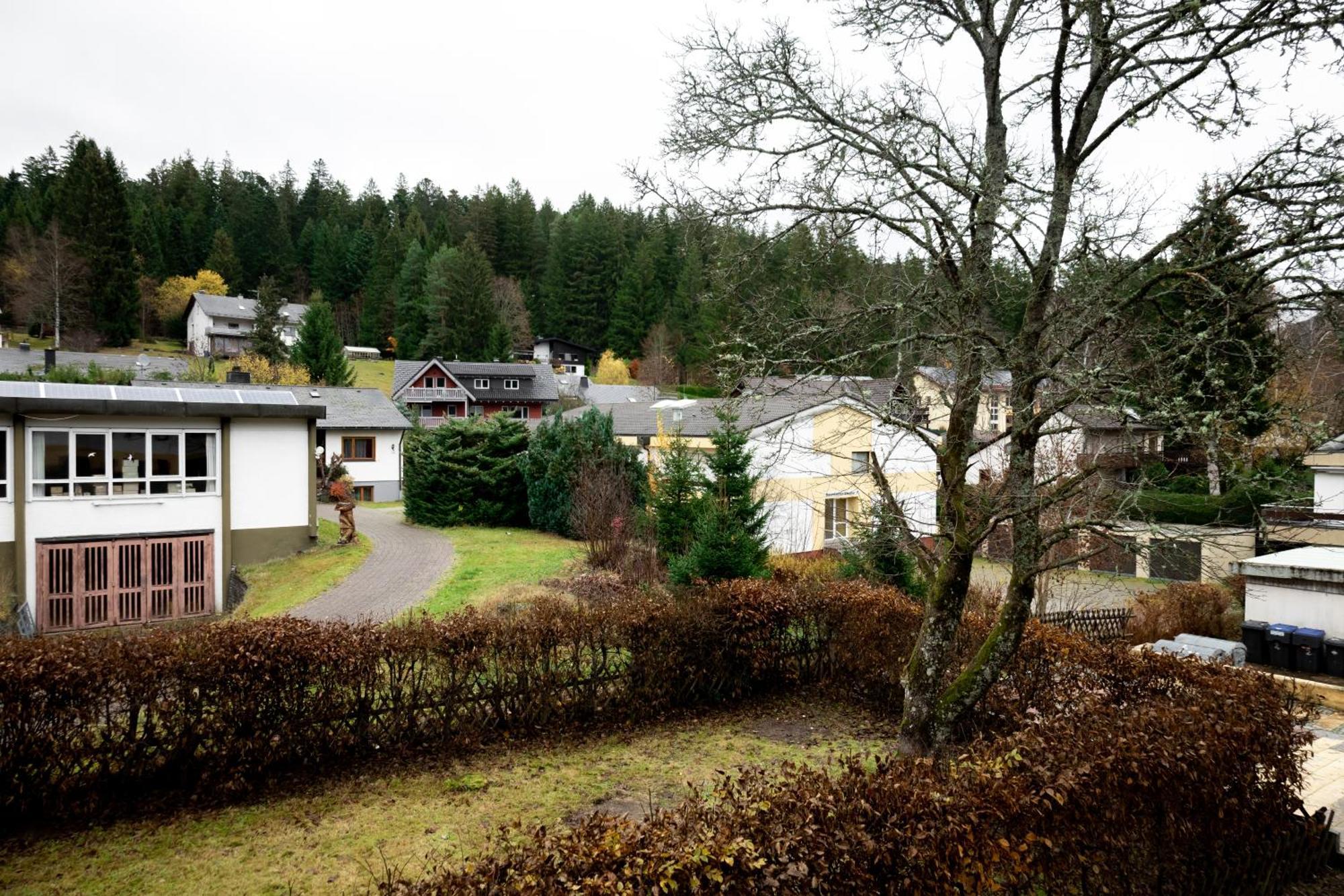 Hotel Zum See, Titisee Bagian luar foto